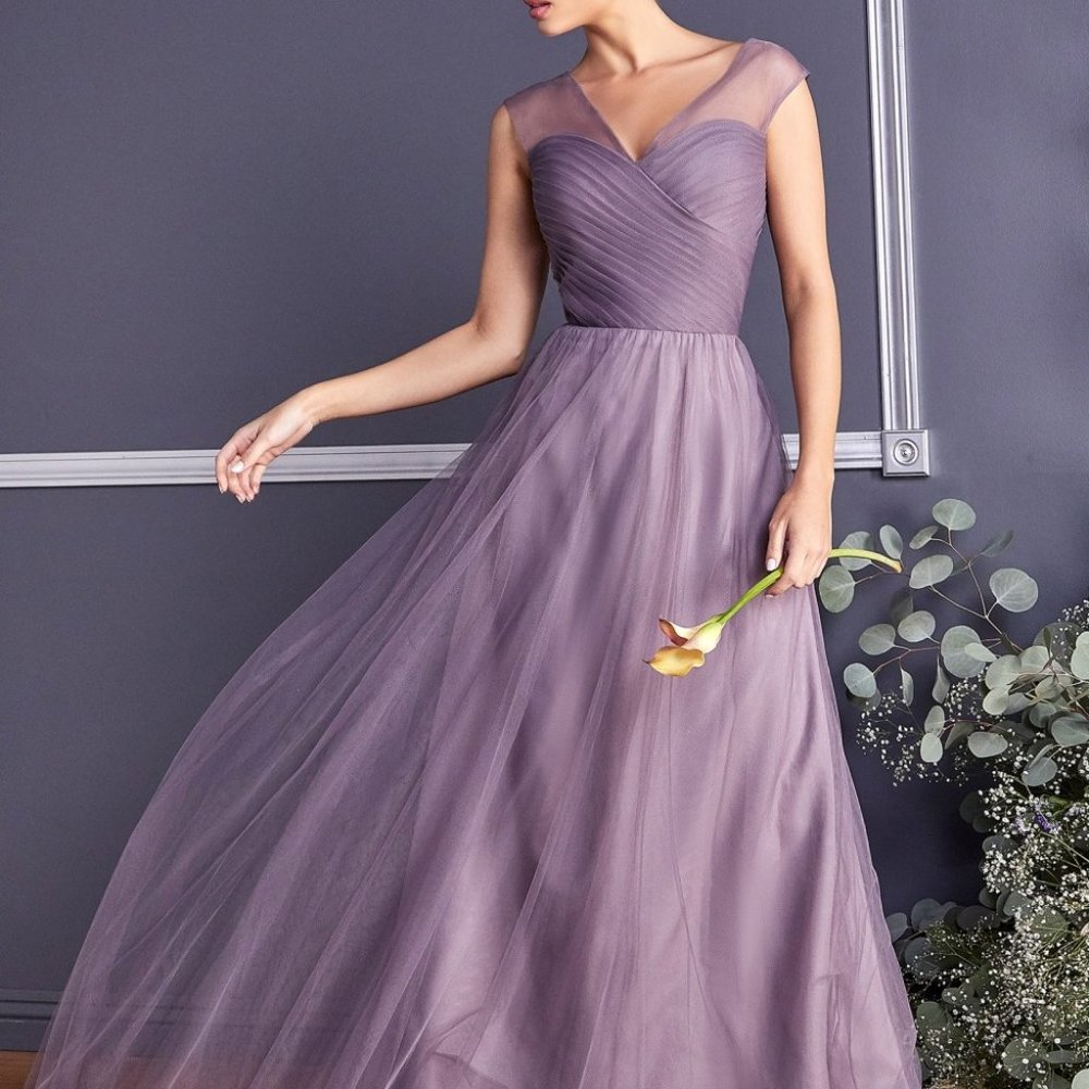 V-Neck Sleeveless A-Line Shape Prom Dress CDET320